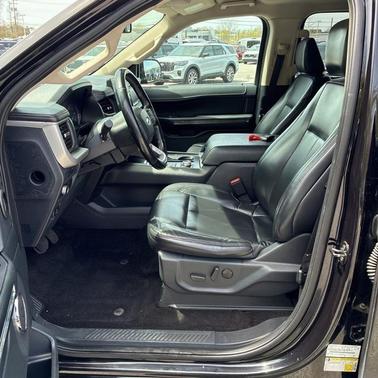 Agate Black Metallic 2022 Ford Expedition Max XLT
