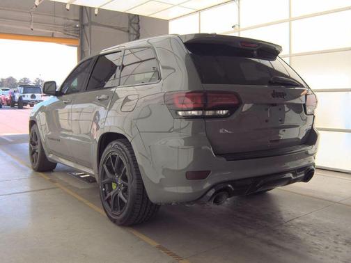 2020 Jeep Grand Cherokee SRT