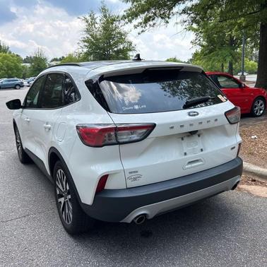 White Metallic 2020 Ford Escape SE Sport Hybrid