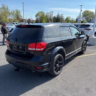 Pitch Black Clearcoat 2017 Dodge Journey GT