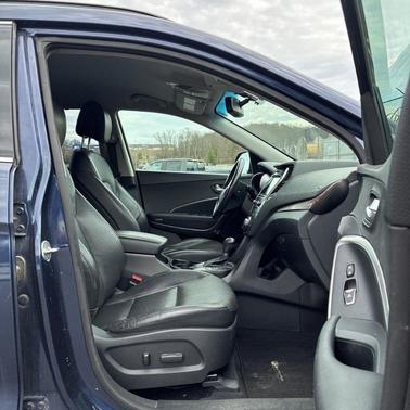 2017 Hyundai SANTA FE Limited