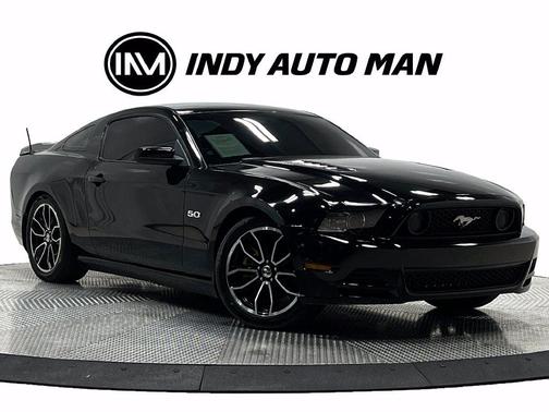 Black 2013 Ford Mustang GT Premium