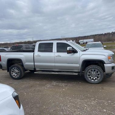 2018 GMC Sierra 2500 Denali