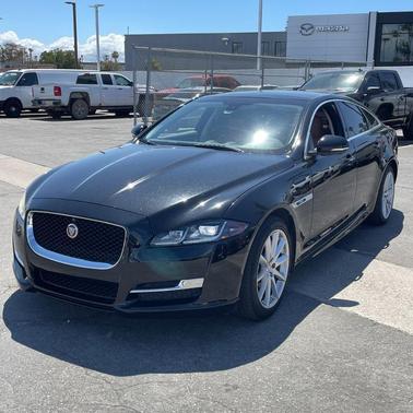 Ebony 2016 Jaguar XJ XJ R-Sport