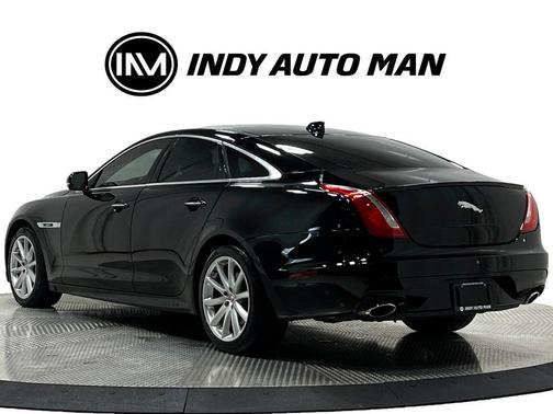 Ebony 2016 Jaguar XJ XJ R-Sport