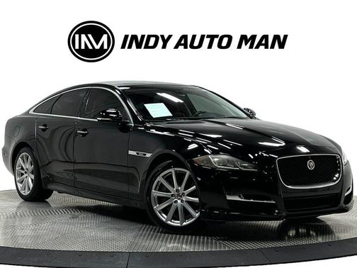 Ebony 2016 Jaguar XJ XJ R-Sport