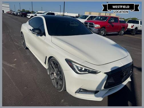 Majestic White 2018 INFINITI Q60 3.0t LUXE