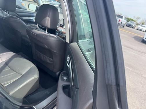 2014 INFINITI Q70 3.7X