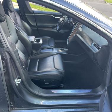2018 Tesla Model S 75D