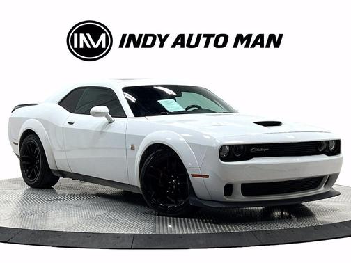 White Knuckle Clearcoat 2019 Dodge Challenger R/T Scat Pack