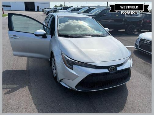Classic Silver Metallic 2022 Toyota Corolla LE