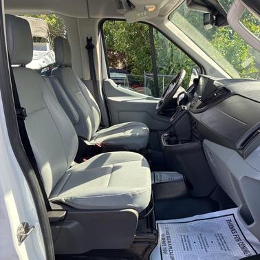 Oxford White 2018 Ford Transit-350 XL
