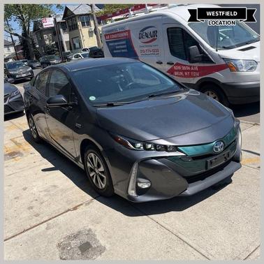 Magnetic Gray Metallic 2017 Toyota Prius Prime Advanced