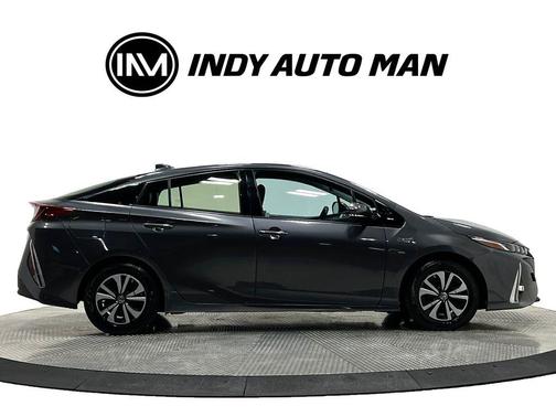 Magnetic Gray Metallic 2017 Toyota Prius Prime Advanced
