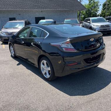 Black Metallic 2018 Chevrolet Volt LT