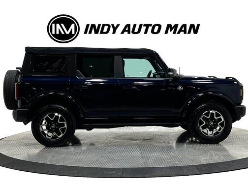Antimatter Blue Metallic 2021 Ford Bronco Outer Banks