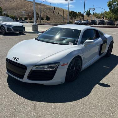 Gray Metallic 2015 Audi R8 4.2