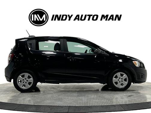 Mosaic Black Metallic 2016 Chevrolet Sonic LS