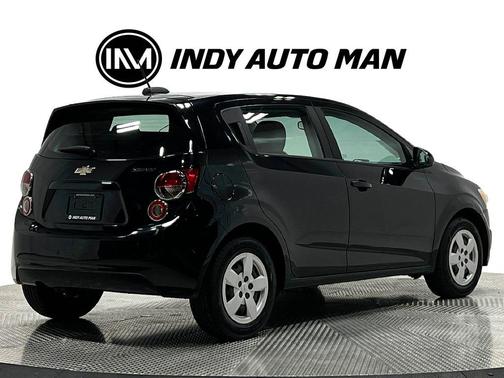Mosaic Black Metallic 2016 Chevrolet Sonic LS