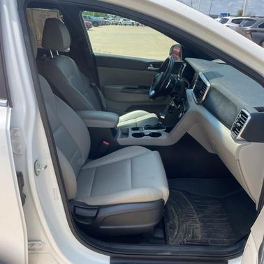 Snow White Pearl 2020 Kia Sportage S