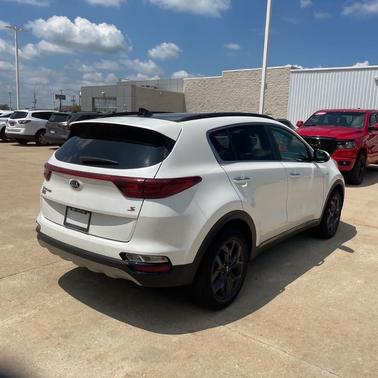 Snow White Pearl 2020 Kia Sportage S