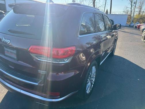 2017 Jeep Grand Cherokee Summit