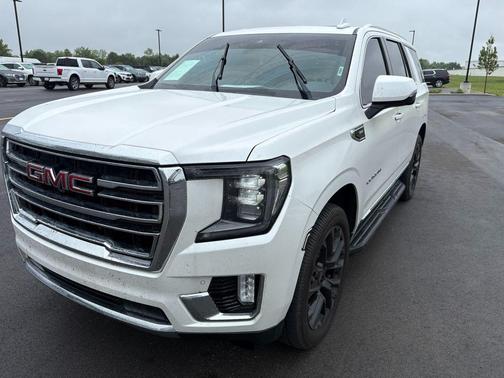 White Frost Tri-Coat 2022 GMC Yukon SLT
