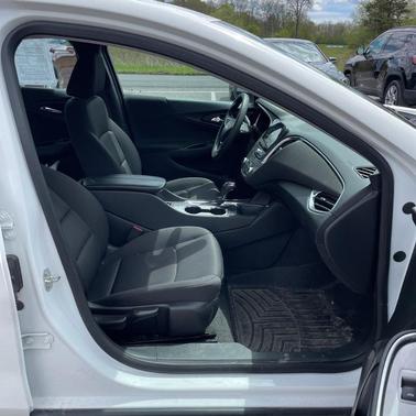 Summit White 2020 Chevrolet Malibu LT