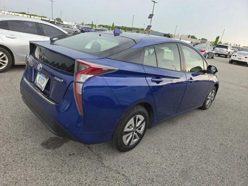 Blue Crush Metallic 2018 Toyota Prius Three