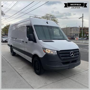 Arctic White 2022 Mercedes-Benz Sprinter 2500 170 WB High Roof Extended Cargo