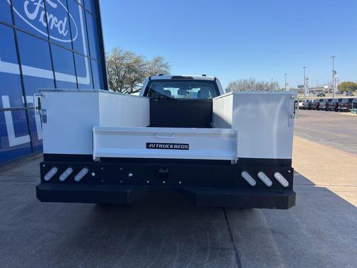 OXFORD WHITE 2026 Ford F-350 XL