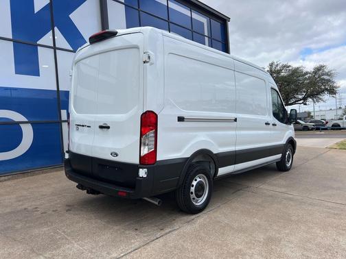 OXFORD WHITE 2026 Ford Transit-250 Base
