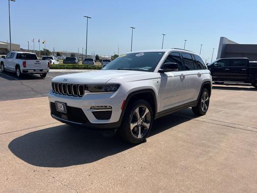 2022 Jeep Grand Cherokee 4xe Base