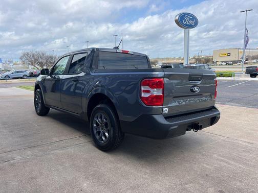 CARBONIZED GRAY METALLIC 2026 Ford Maverick XLT