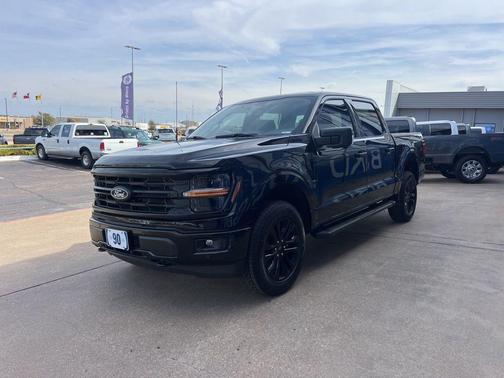AGATE BLACK METALLIC 2026 Ford F-150 XLT