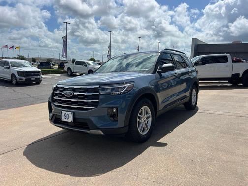 VAPOR BLUE 2026 Ford Explorer Active