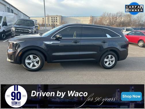 2025 Kia Sorento LX