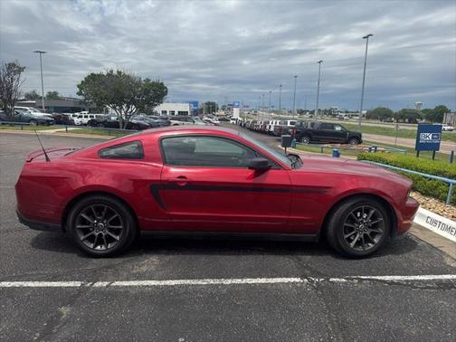 2012 Ford Mustang V6 Premium