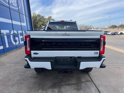 2026 Ford F-350 Platinum