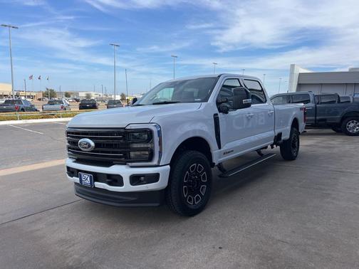 2026 Ford F-350 Platinum