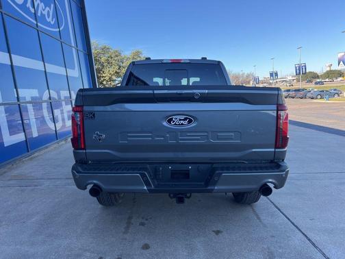 CARBONIZED GRAY METALLIC 2026 Ford F-150 XLT