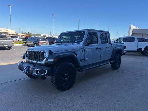 2024 Jeep Gladiator Sport