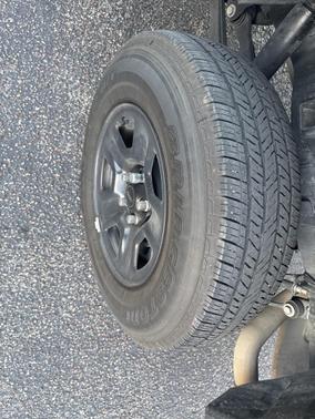 2024 Jeep Gladiator Sport