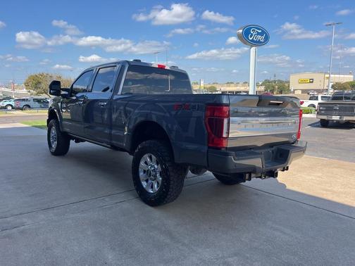 2022 Ford F-250 Platinum