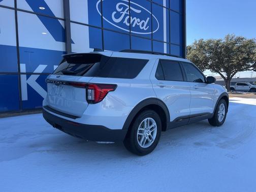 2026 Ford Explorer Active (200A)