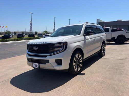 STAR WHITE MET TRI-COAT 2026 Ford Expedition Platinum