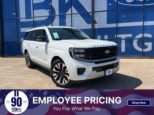 STAR WHITE MET TRI-COAT 2026 Ford Expedition Platinum