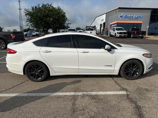 2018 Ford Fusion Hybrid SE