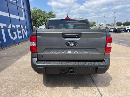 Carbonized Gray Metallic 2026 Ford Maverick XLT