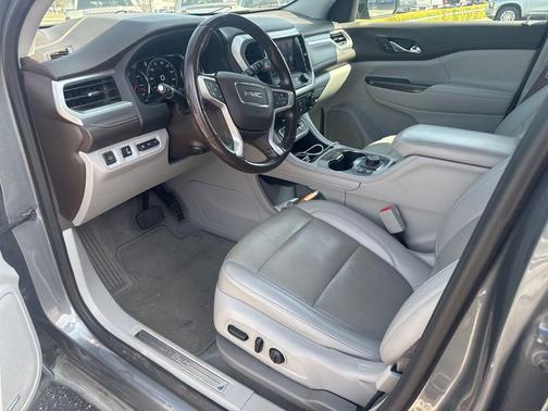 2021 GMC Acadia FWD SLT